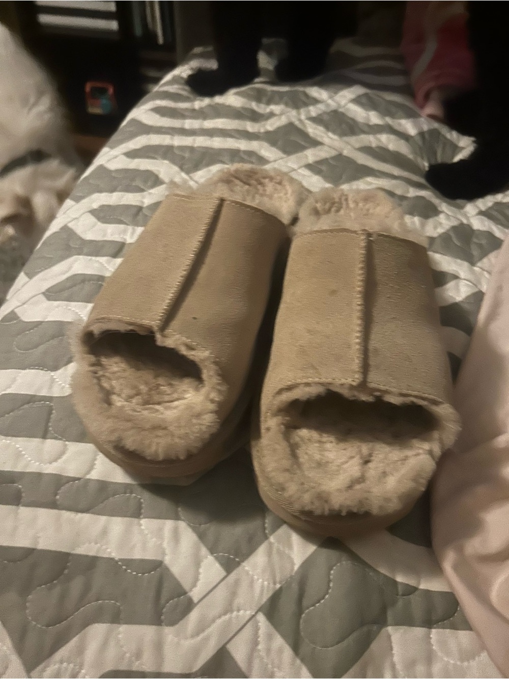 Cozy Ugg Women's Faux-Suede Shearling Slides - Beige